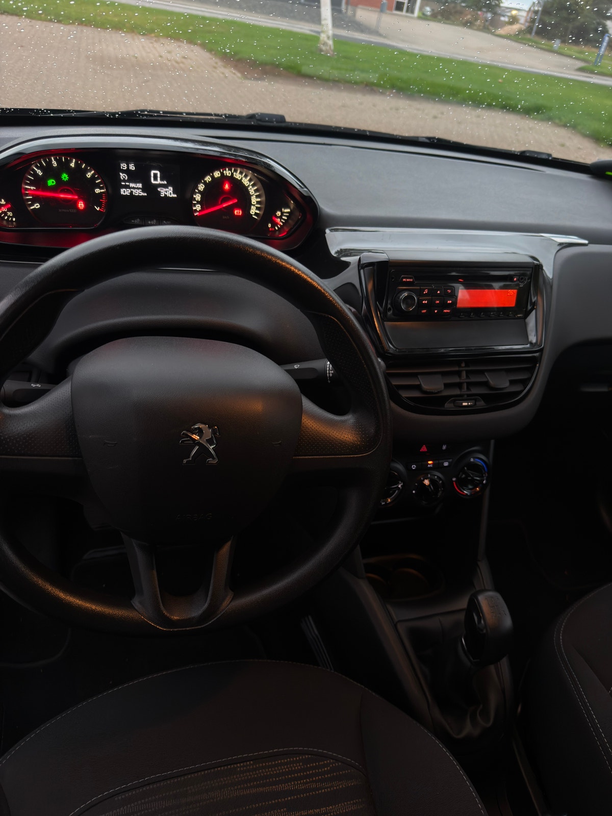 Peugeot 208 til salg hos Nabilli