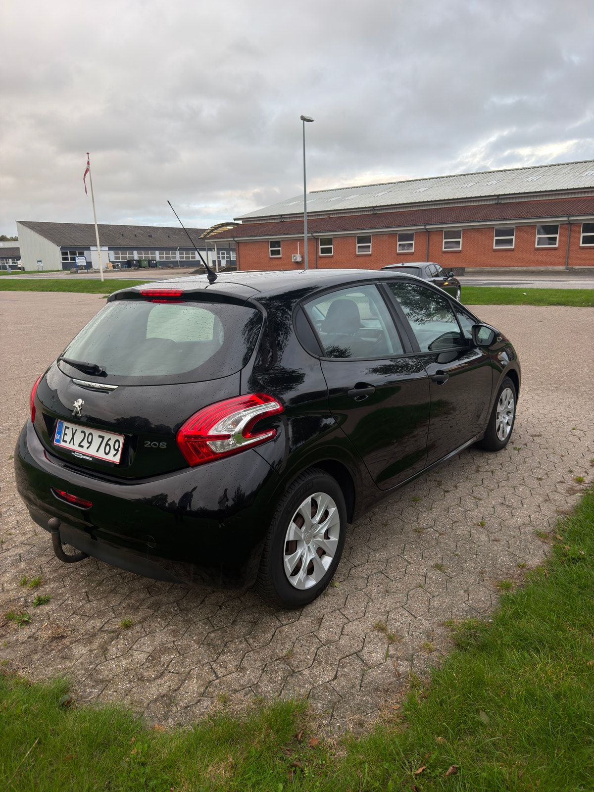 Peugeot 208 til salg hos Nabilli