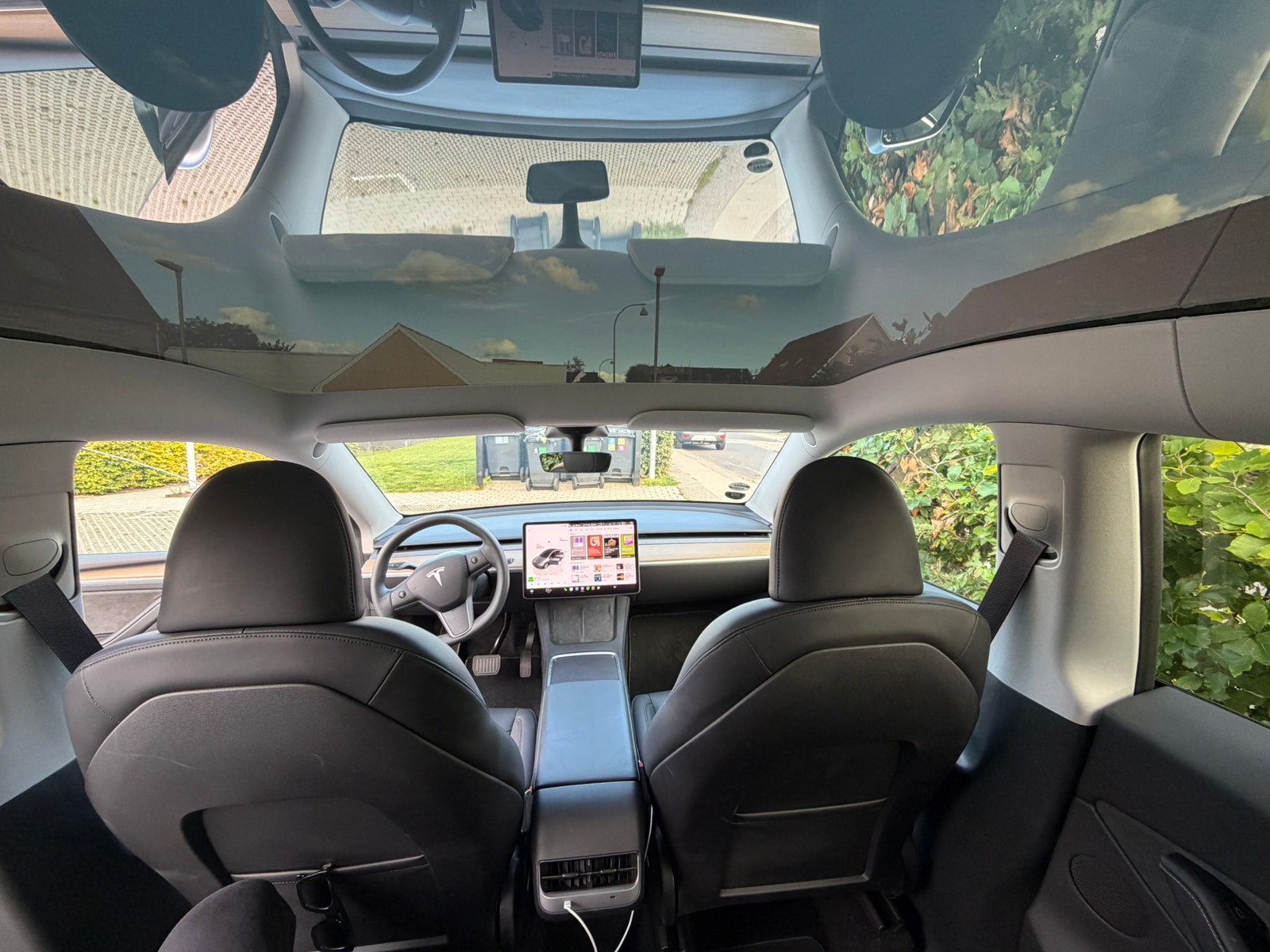 Tesla Model Y til salg hos Nabilli