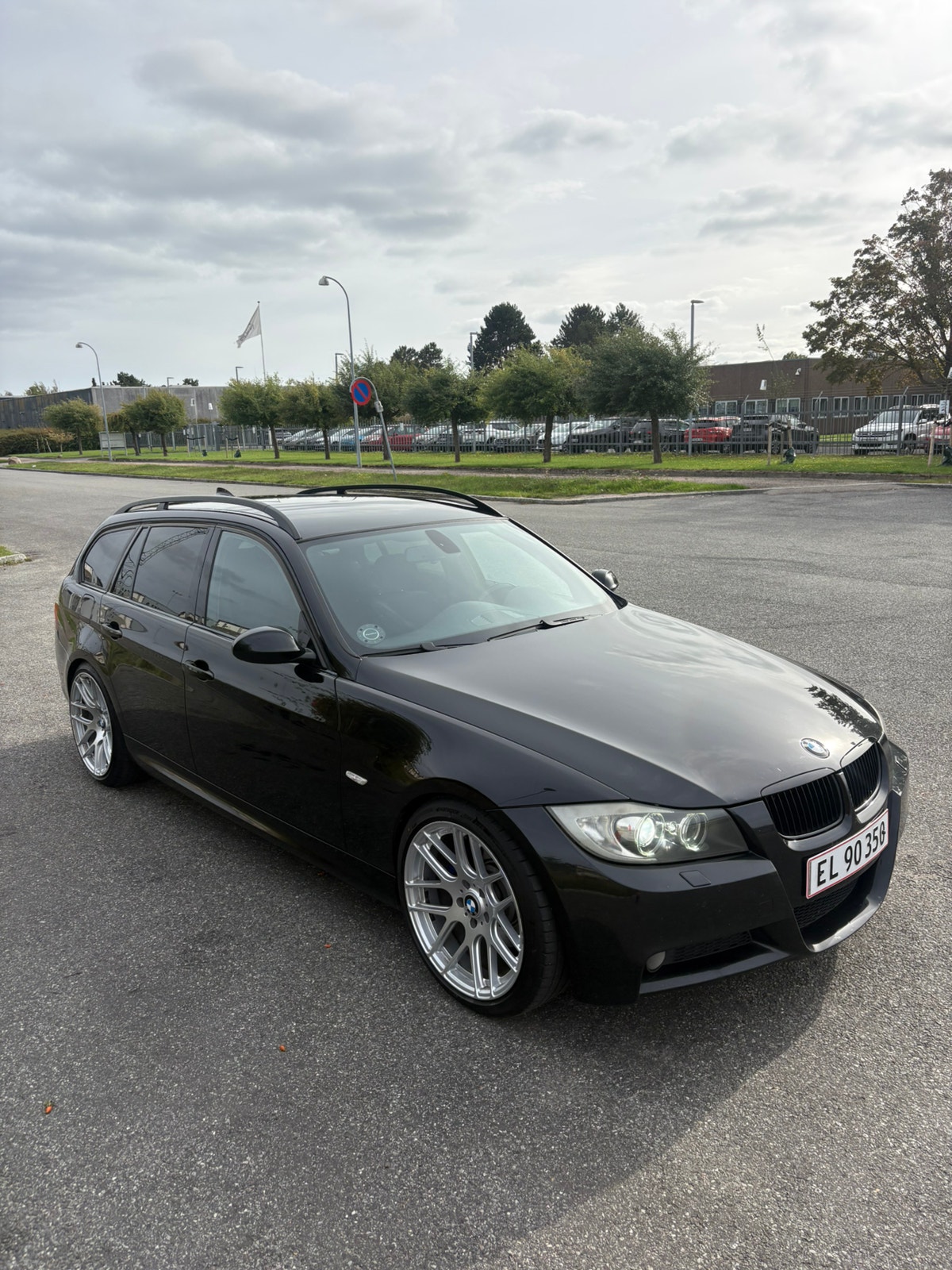 BMW 325d til salg hos Nabilli