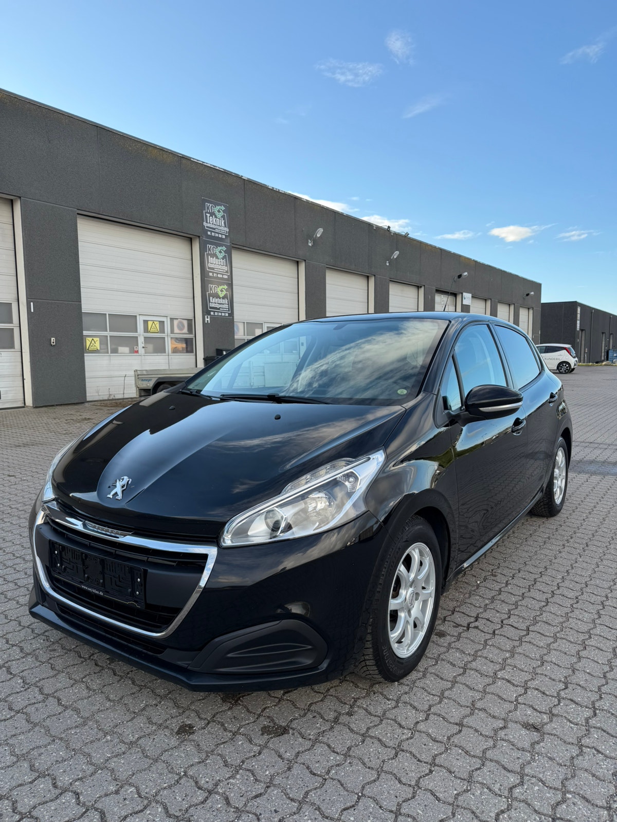 Peugeot 208 til salg hos Nabilli