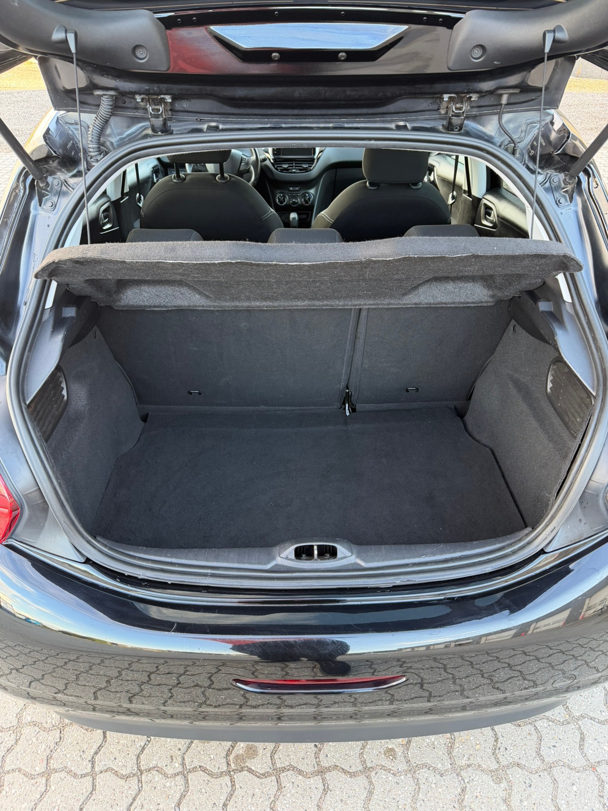 Peugeot 208 til salg hos Nabilli