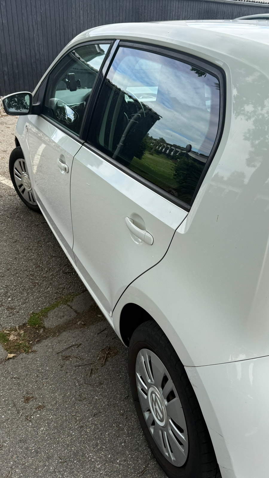 VW UP! til salg hos Nabilli