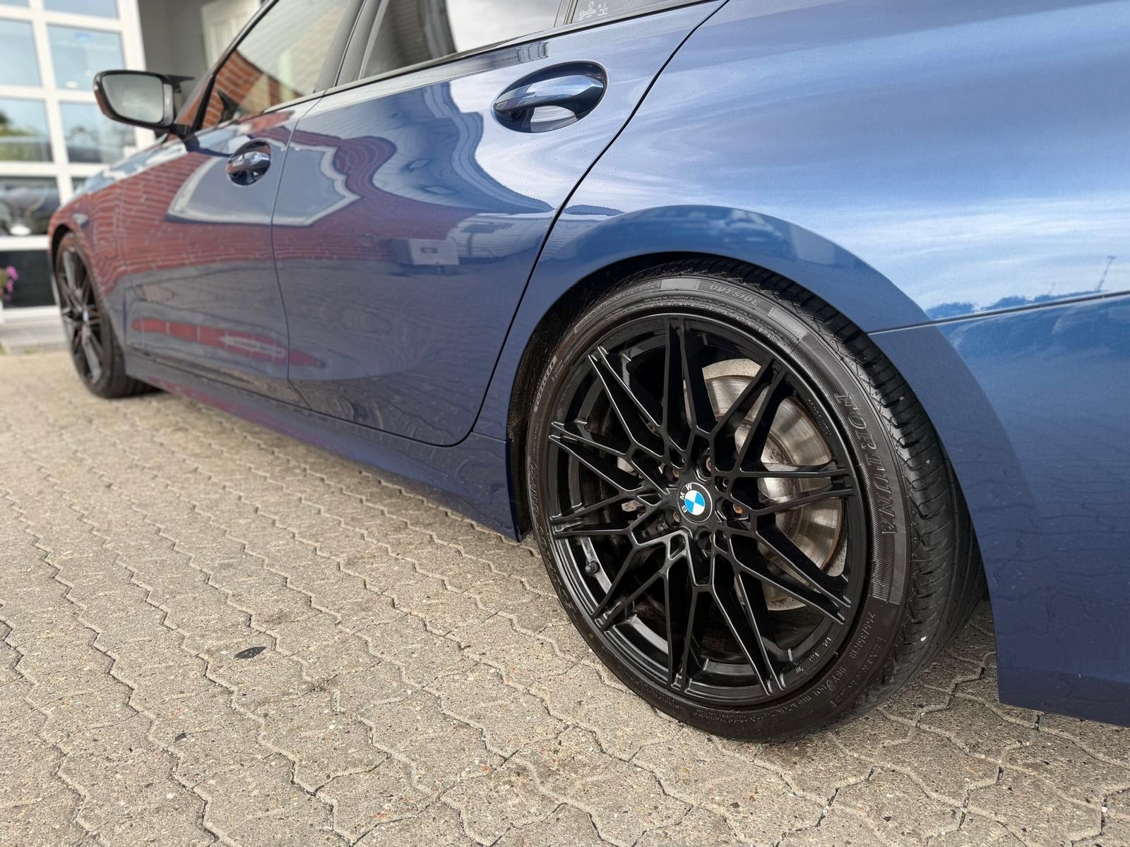 BMW 330e til salg hos Nabilli