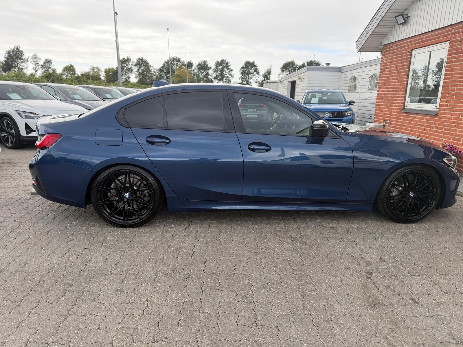 BMW 330e til salg hos Nabilli