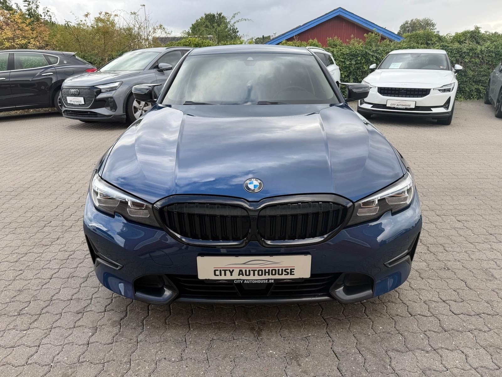 BMW 330e til salg hos Nabilli