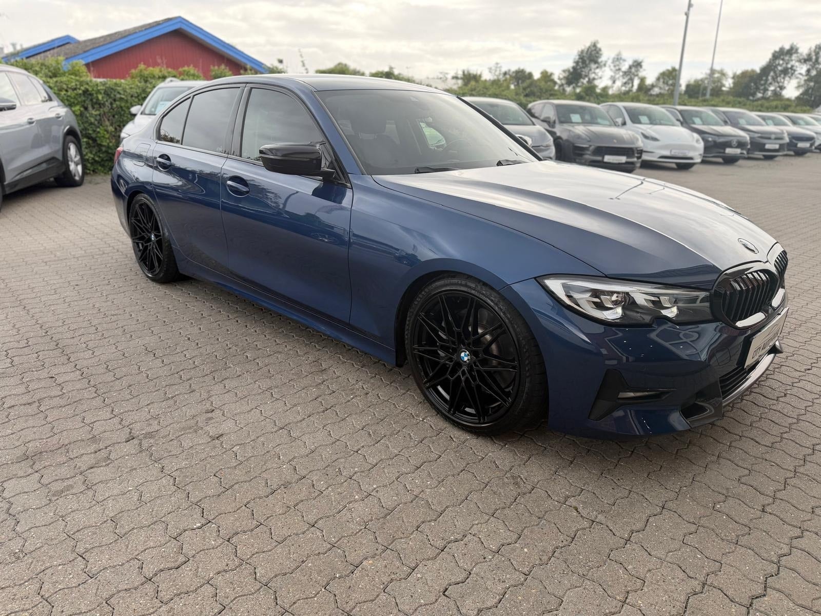 BMW 330e til salg hos Nabilli