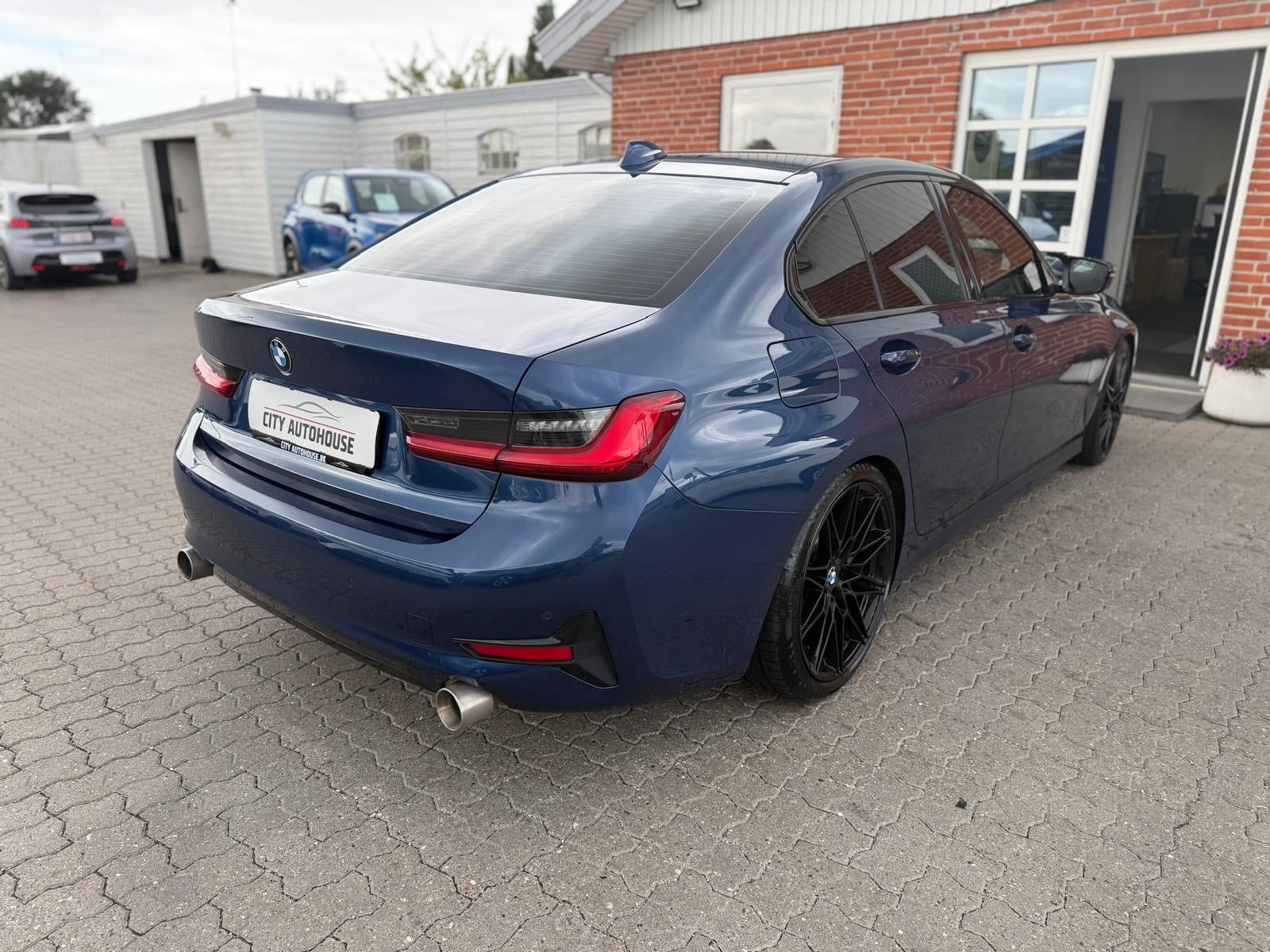 BMW 330e til salg hos Nabilli