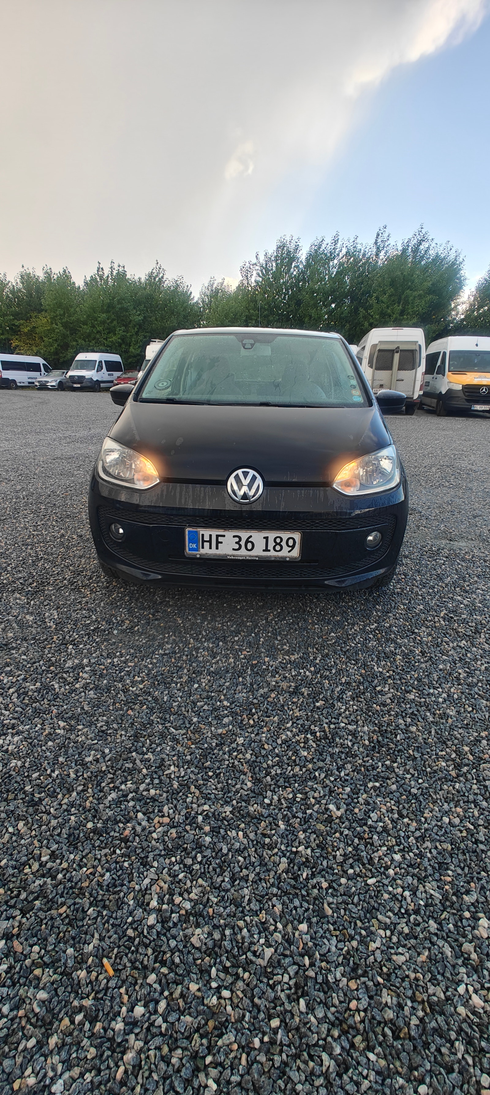 VW UP! til salg hos Nabilli