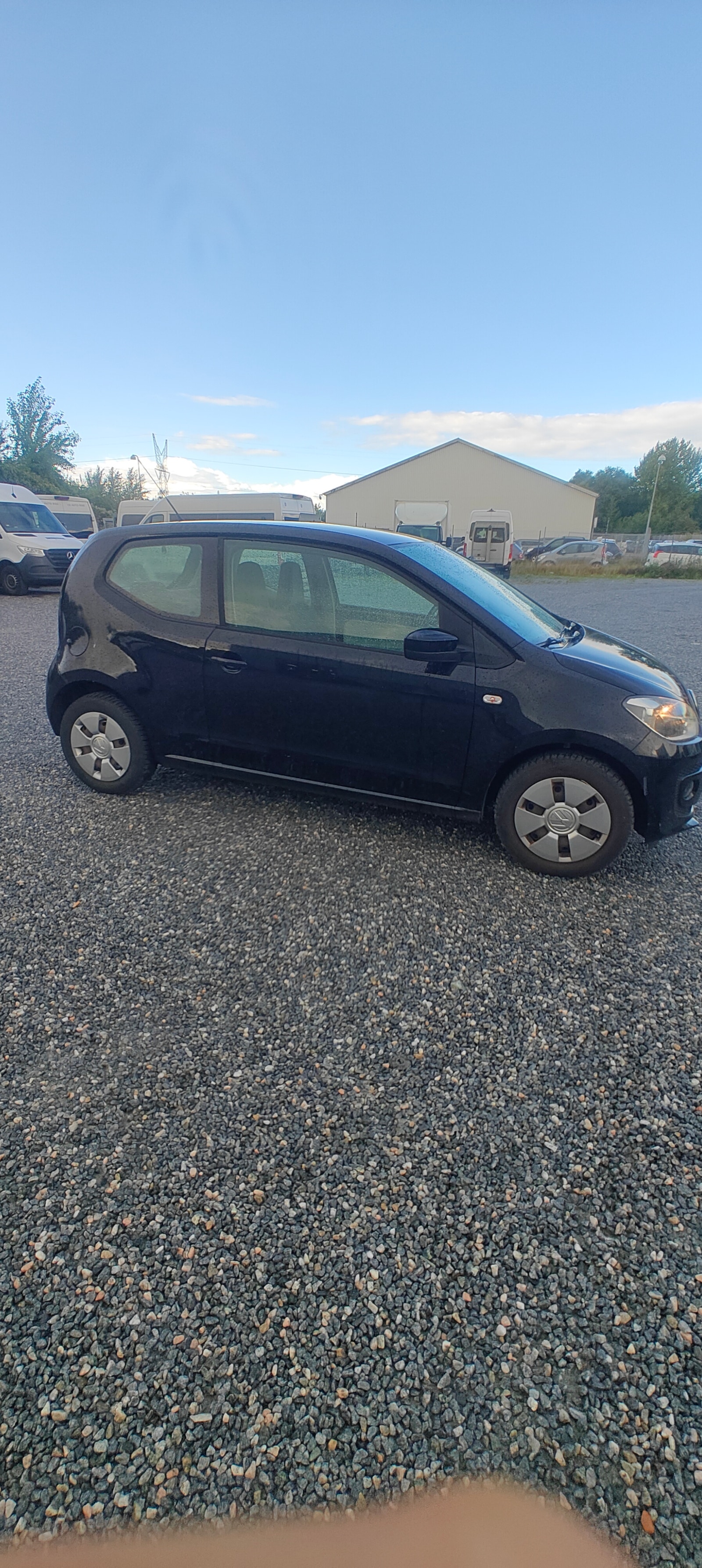 VW UP! til salg hos Nabilli