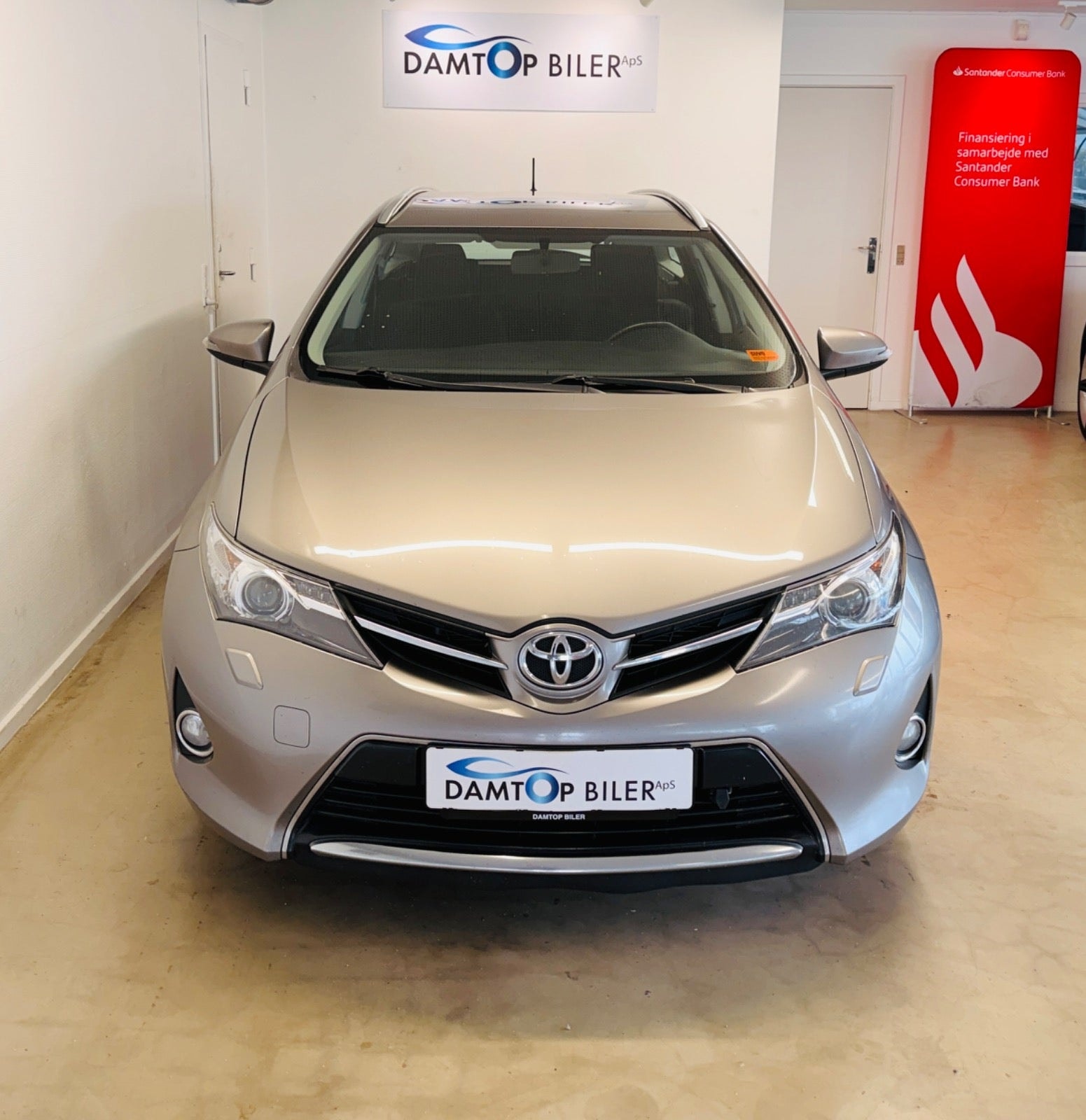 Toyota Auris til salg hos Nabilli