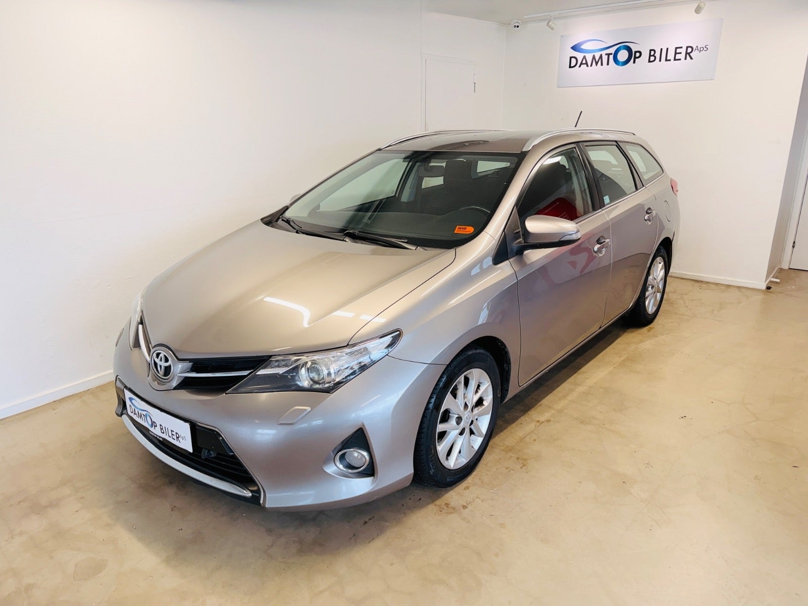 Toyota Auris til salg hos Nabilli