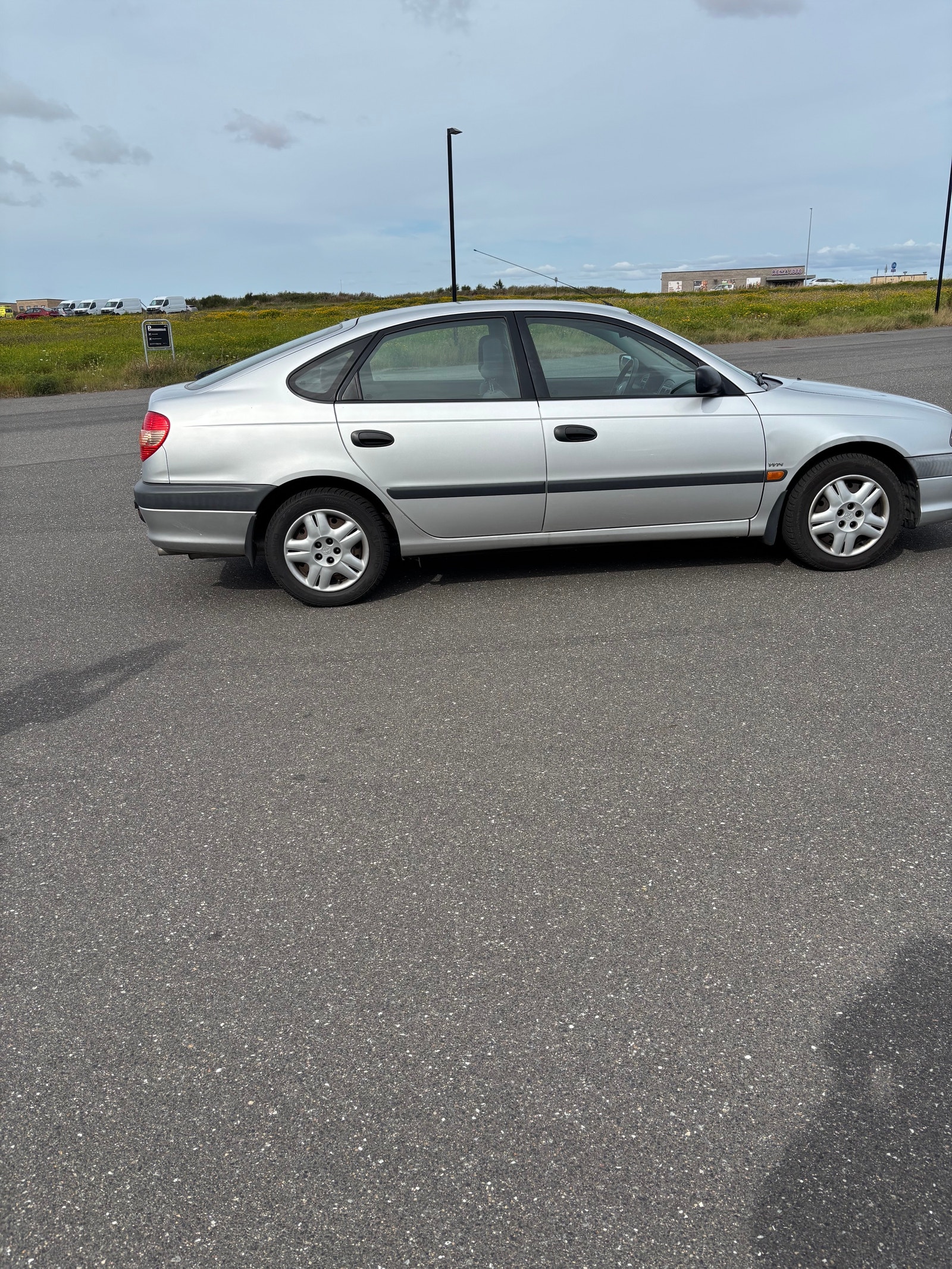 Toyota Avensis til salg hos Nabilli