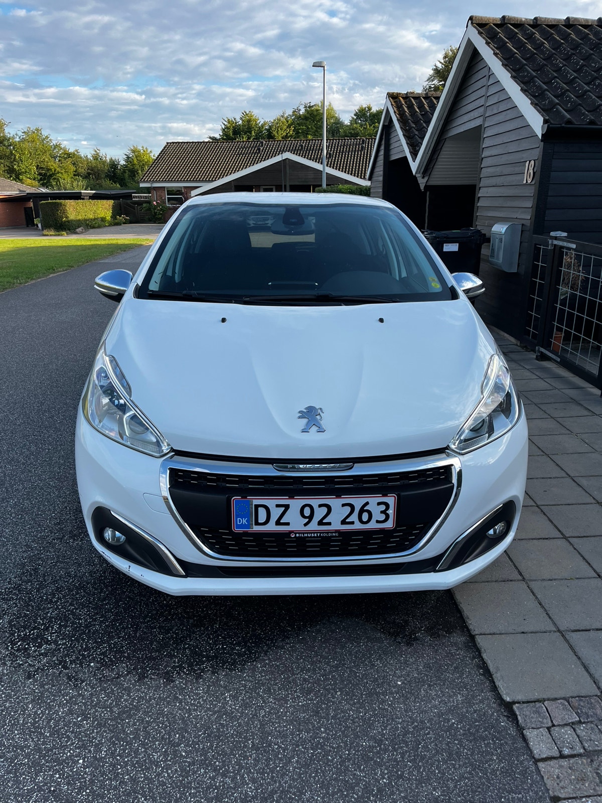 Peugeot 208 til salg hos Nabilli