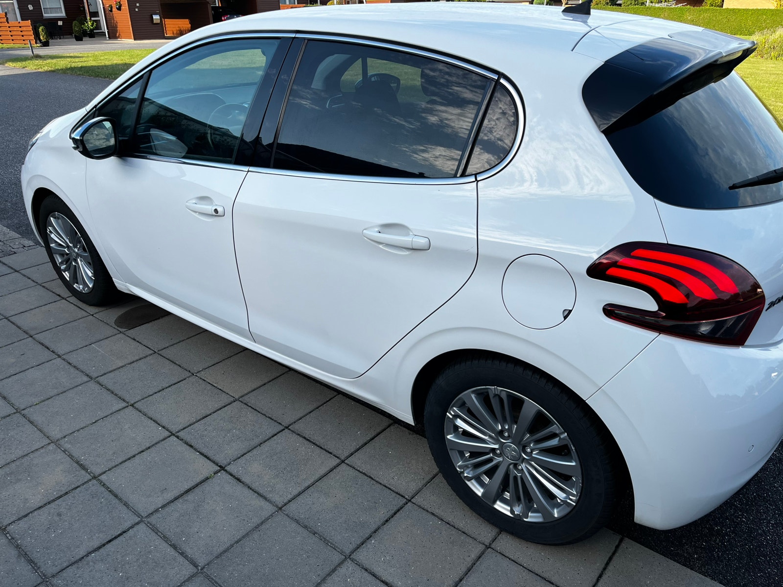 Peugeot 208 til salg hos Nabilli