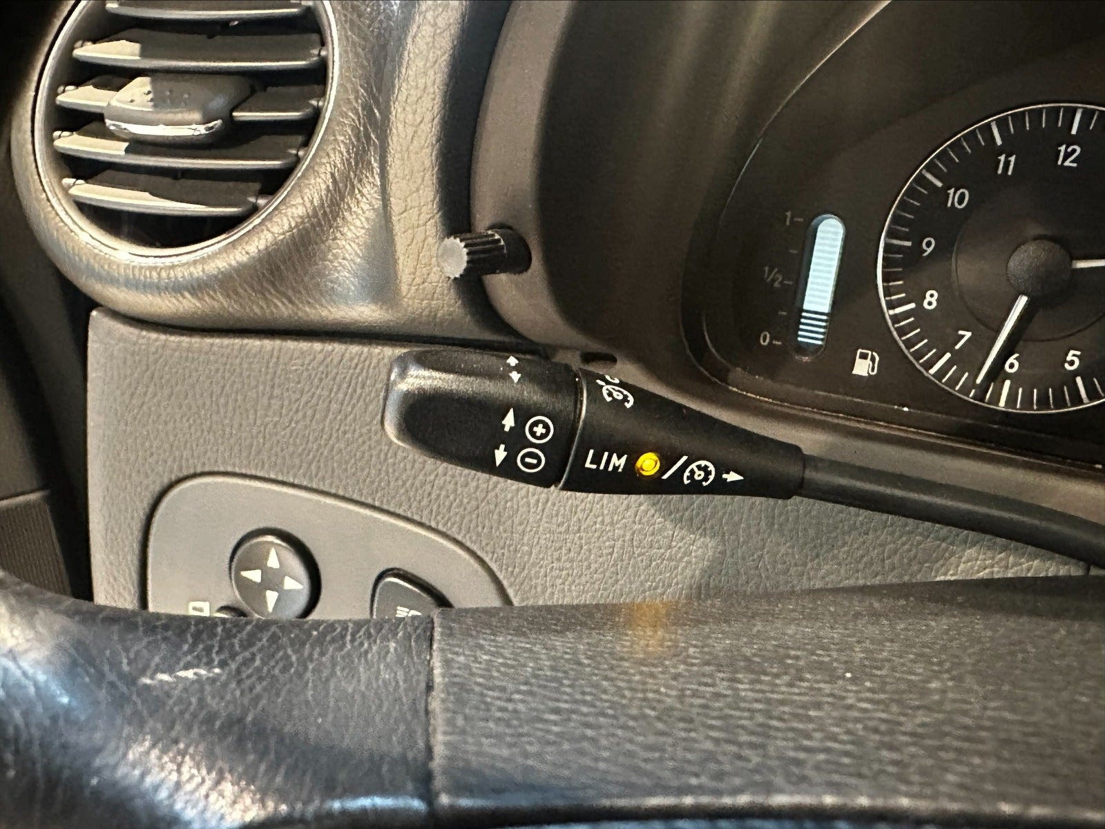 Mercedes CLK200 til salg hos Nabilli