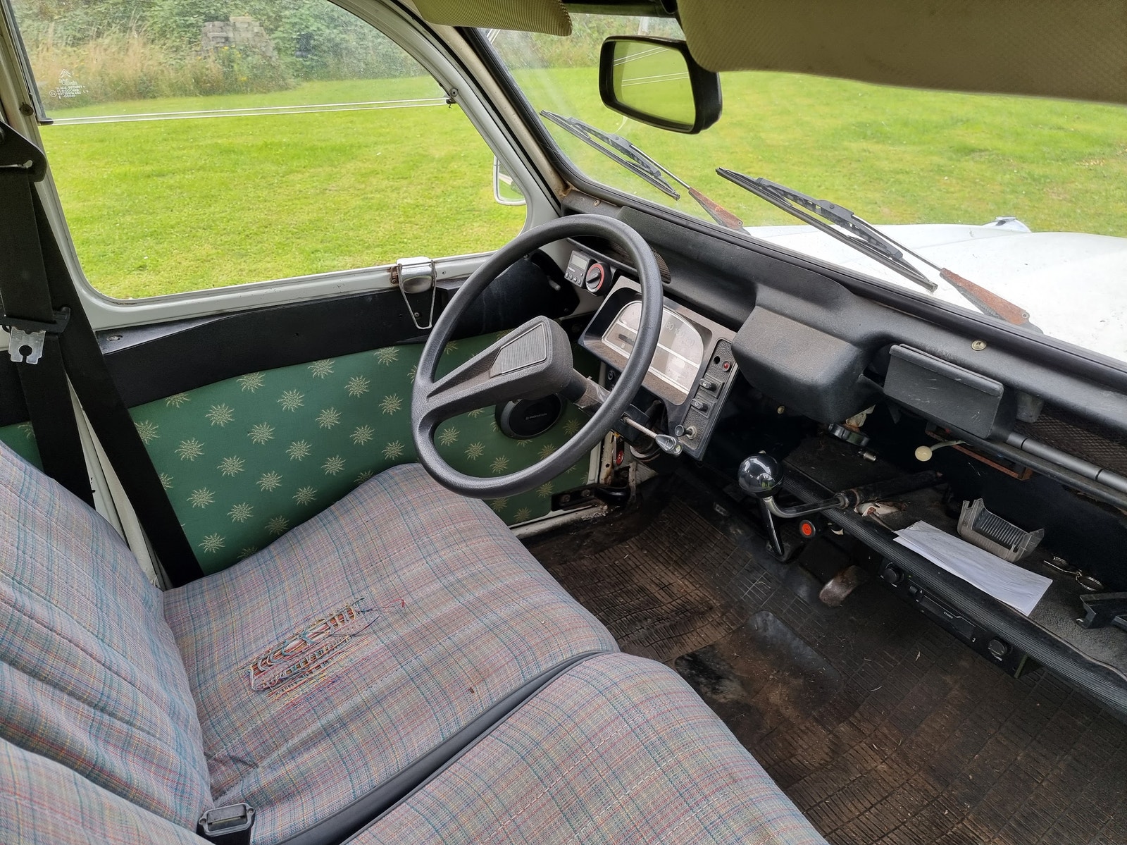Citroen 2CV til salg hos Nabilli