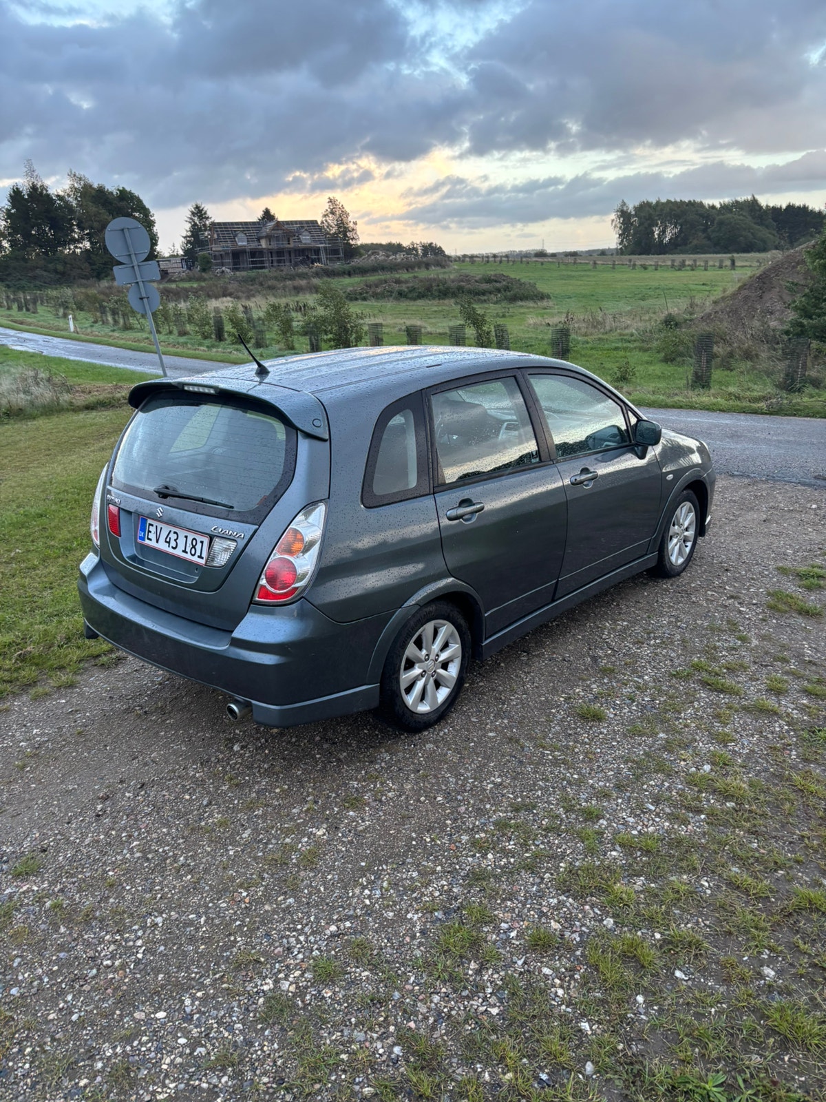 Suzuki Liana – billede 3