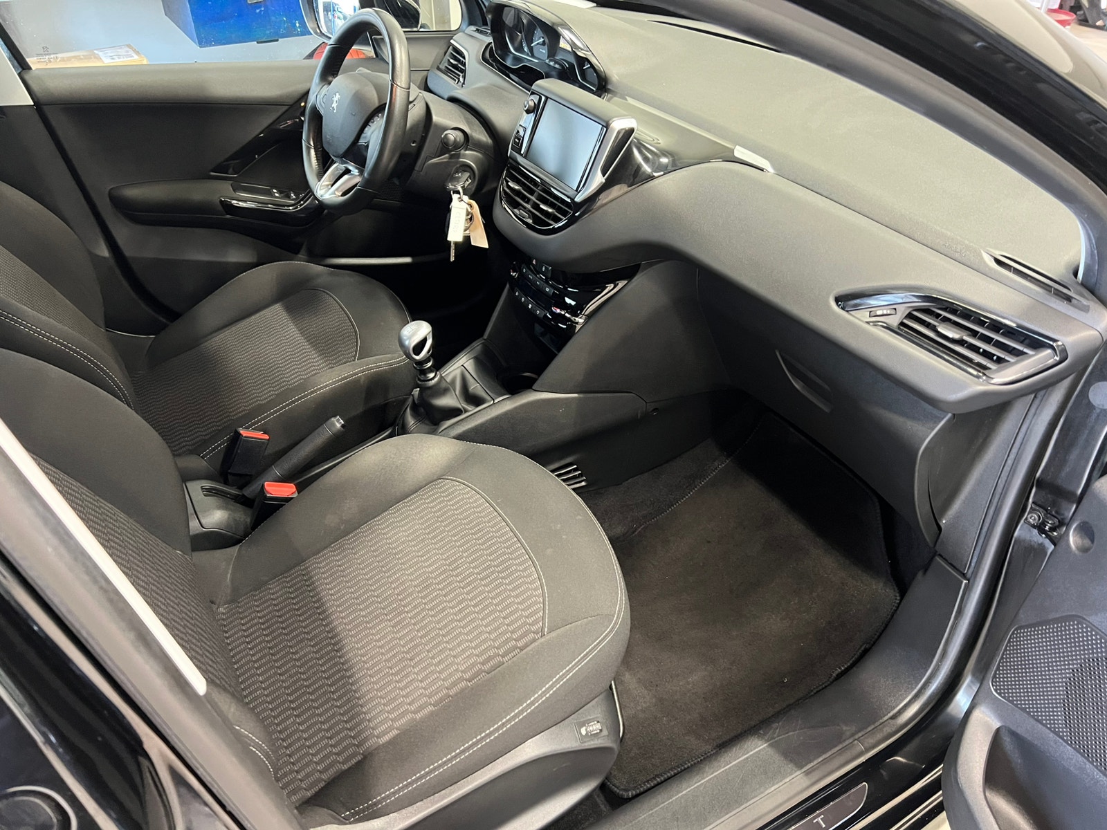 Peugeot 208 – billede 8
