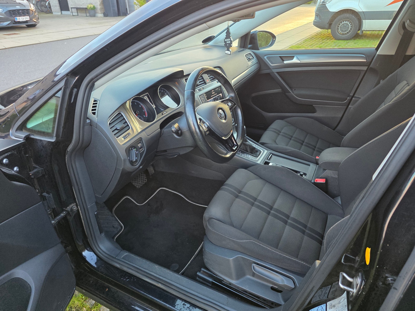 VW Golf VII til salg hos Nabilli