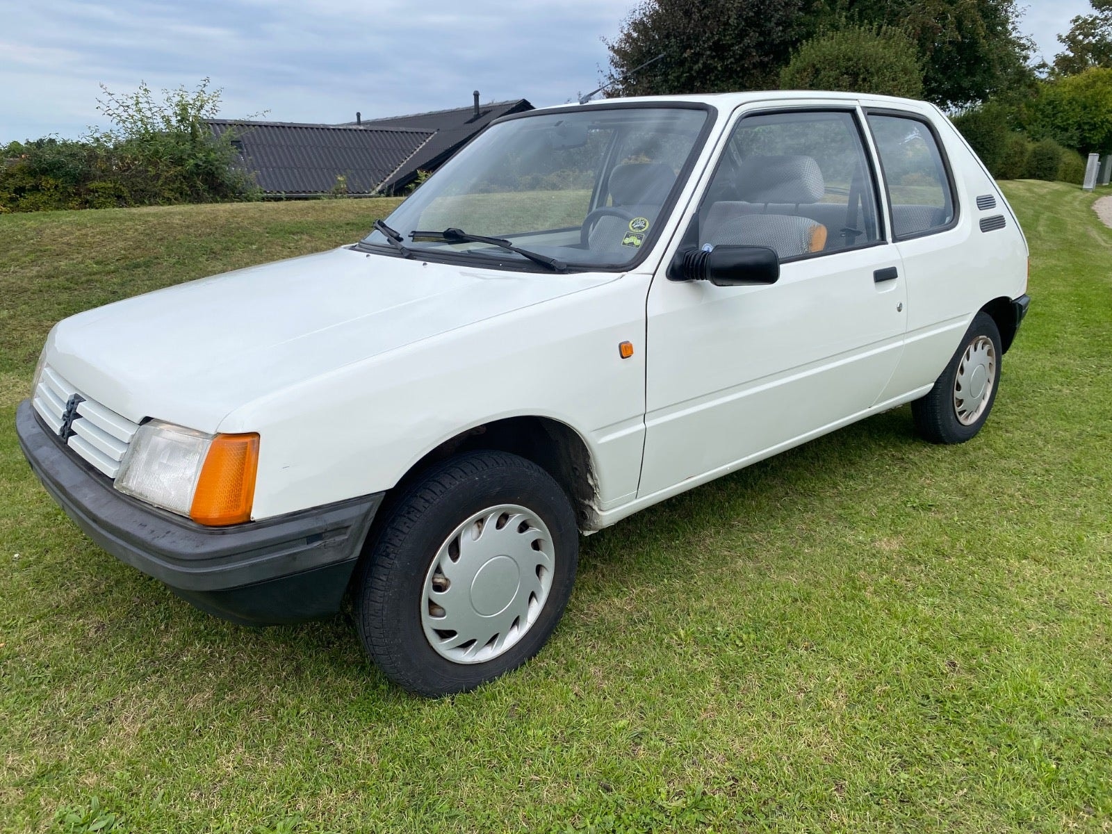 Peugeot 205 til salg hos Nabilli