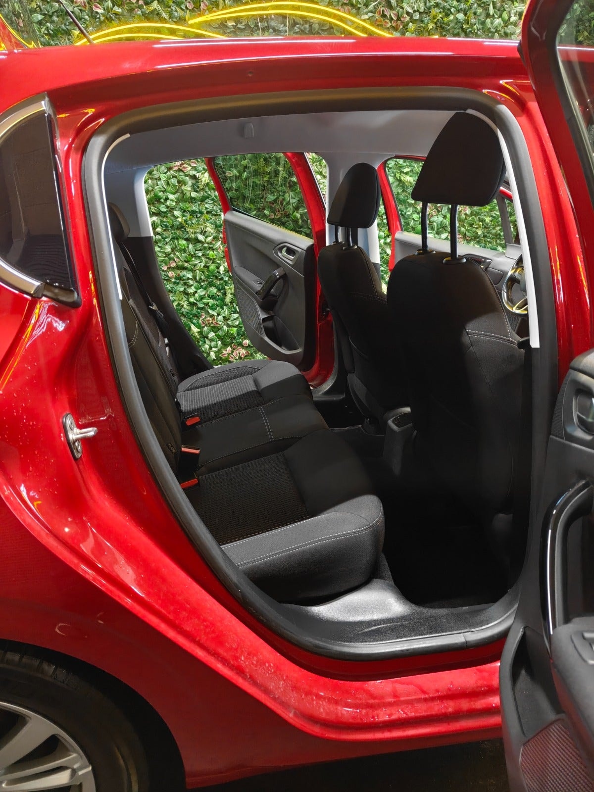 Peugeot 208 til salg hos Nabilli