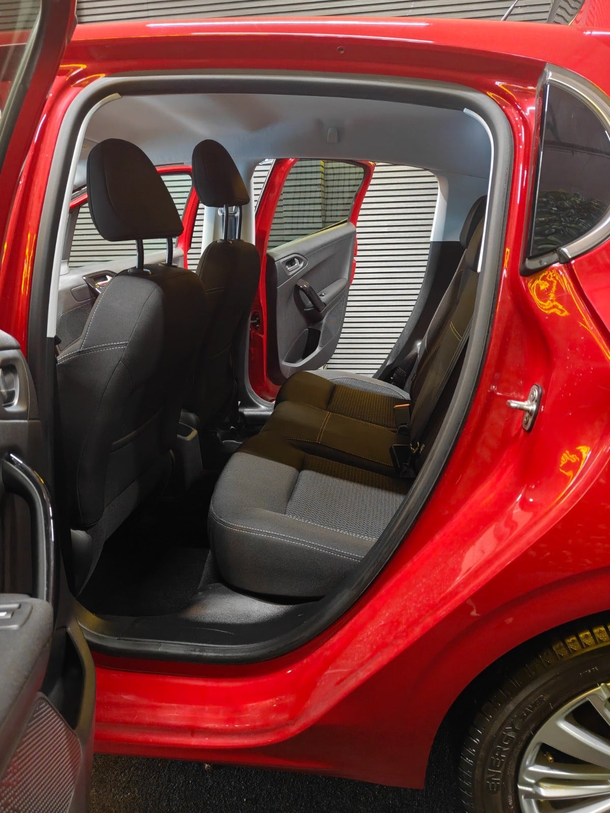 Peugeot 208 til salg hos Nabilli