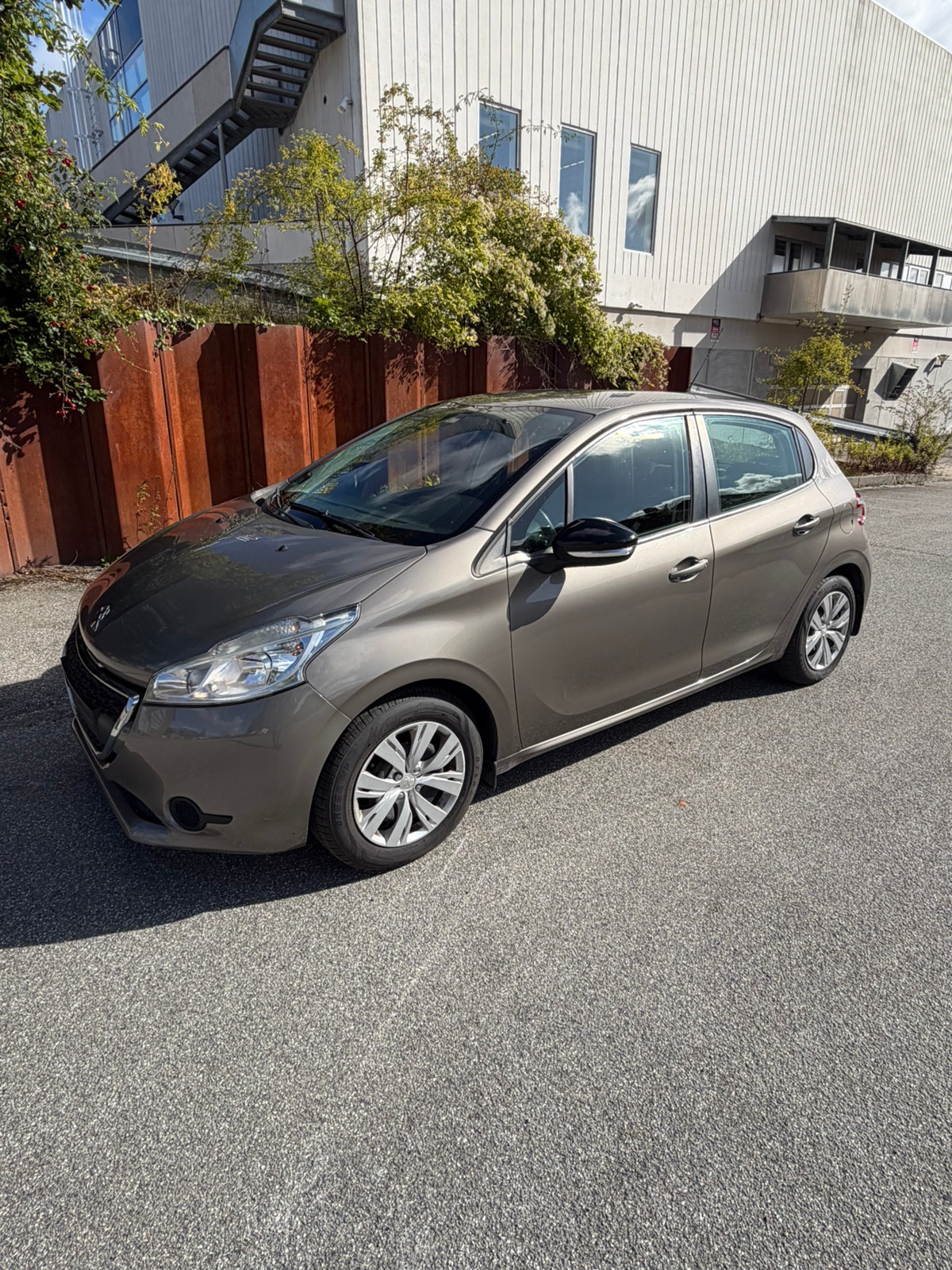 Peugeot 208 til salg hos Nabilli