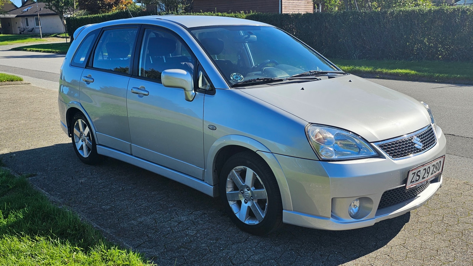 Suzuki Liana til salg hos Nabilli