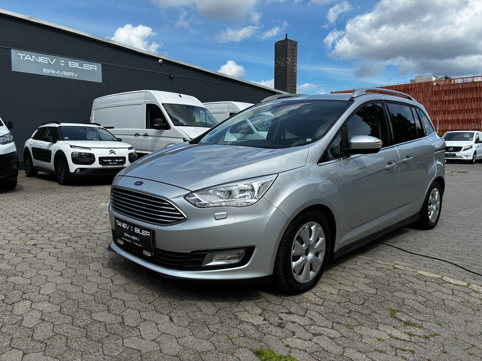 Ford Grand C-MAX til salg hos Nabilli
