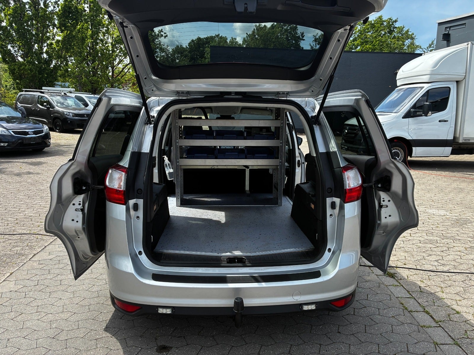 Ford Grand C-MAX til salg hos Nabilli