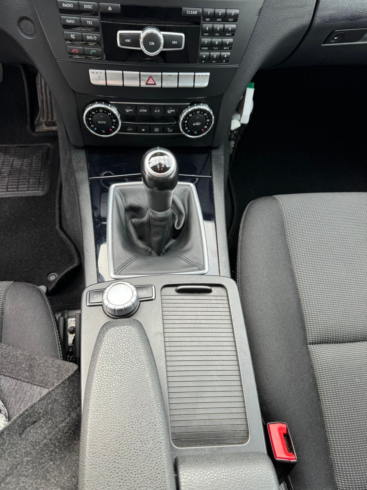 Mercedes C180 til salg hos Nabilli
