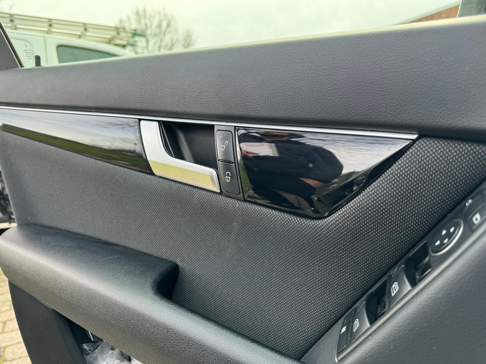 Mercedes C180 til salg hos Nabilli