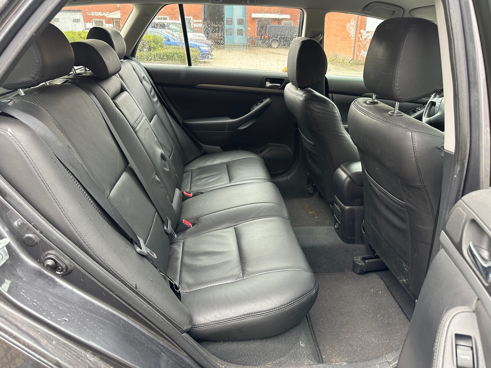 Toyota Avensis – billede 7