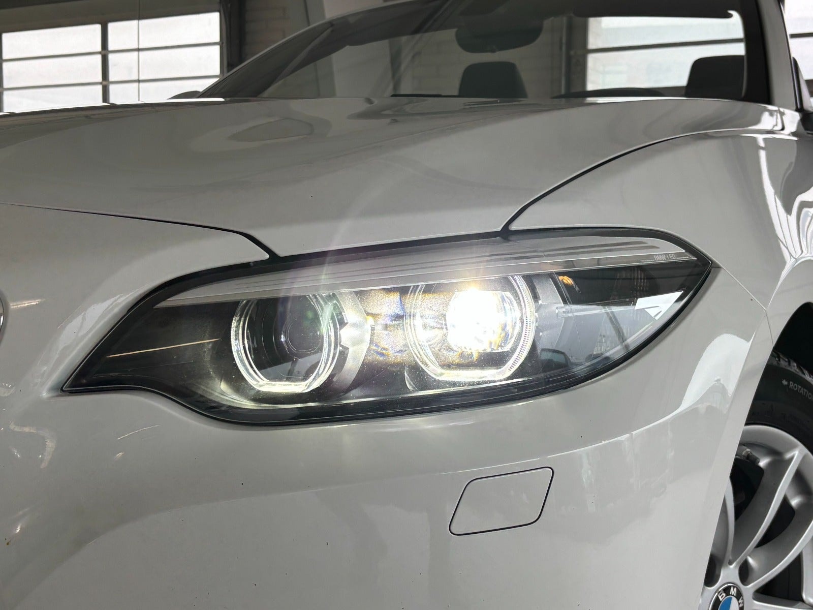 BMW 218i til salg hos Nabilli