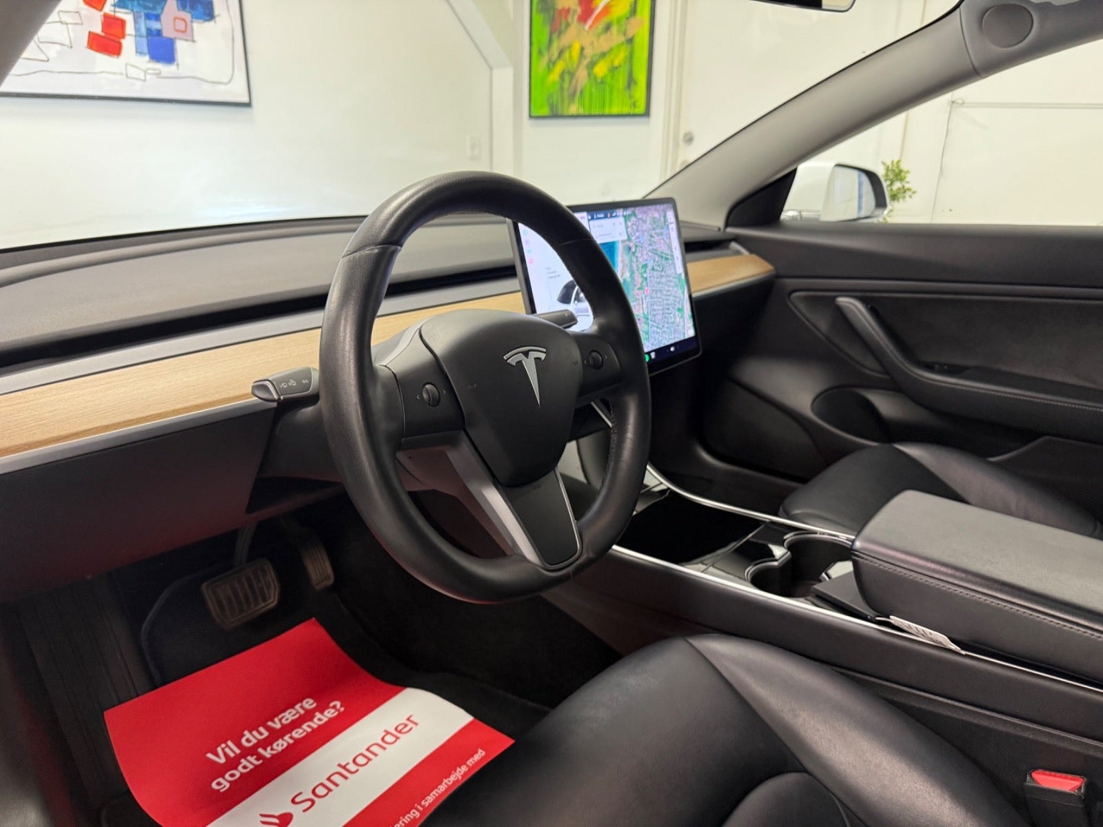 Tesla Model 3 til salg hos Nabilli