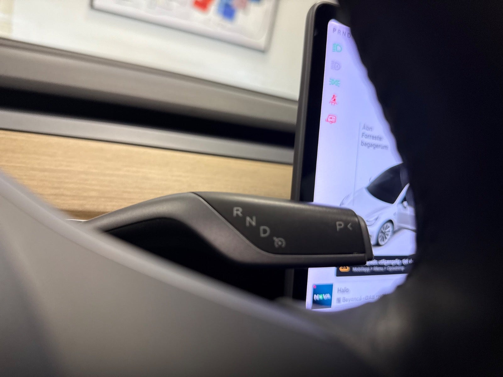 Tesla Model 3 til salg hos Nabilli