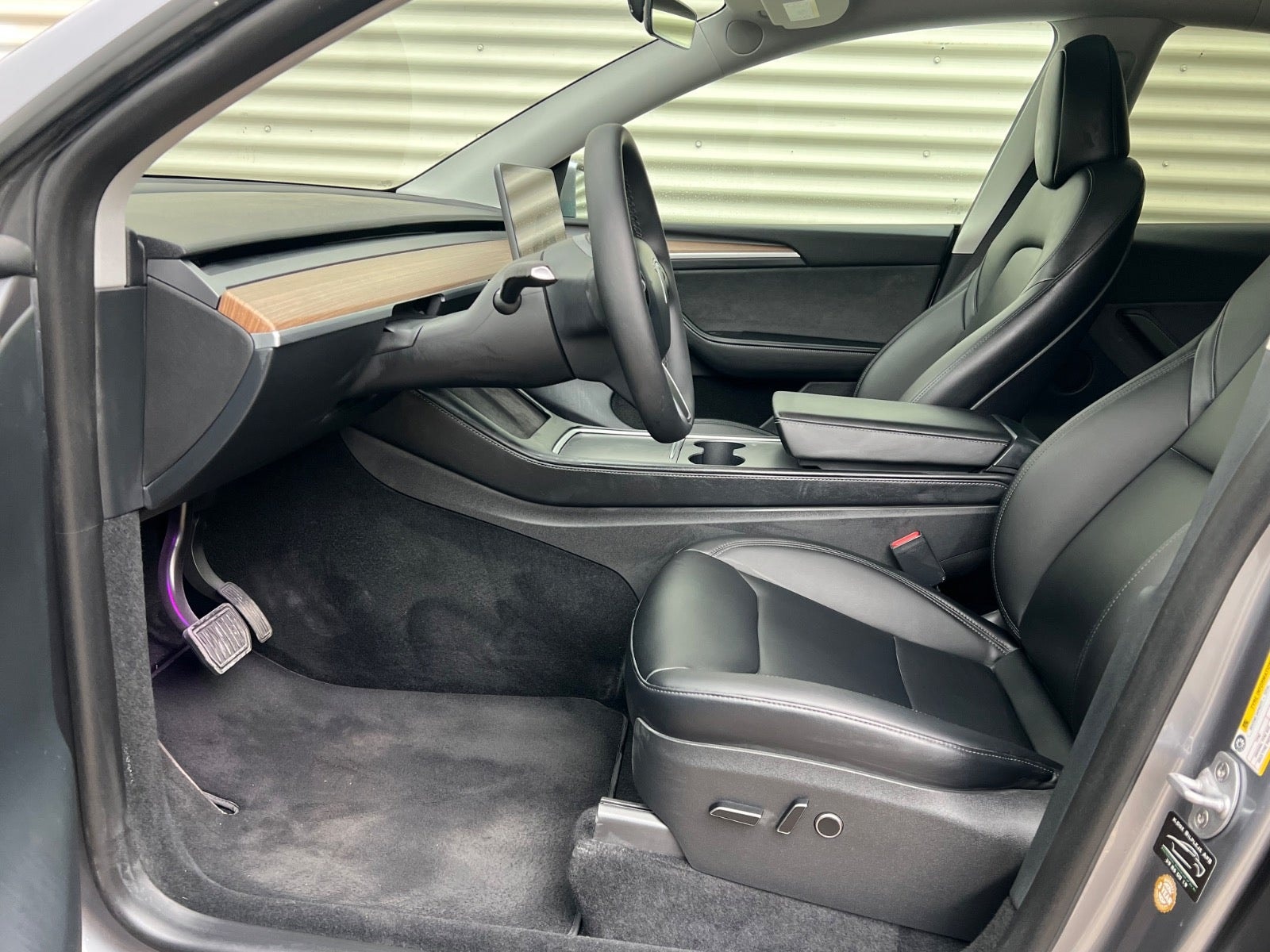 Tesla Model Y til salg hos Nabilli