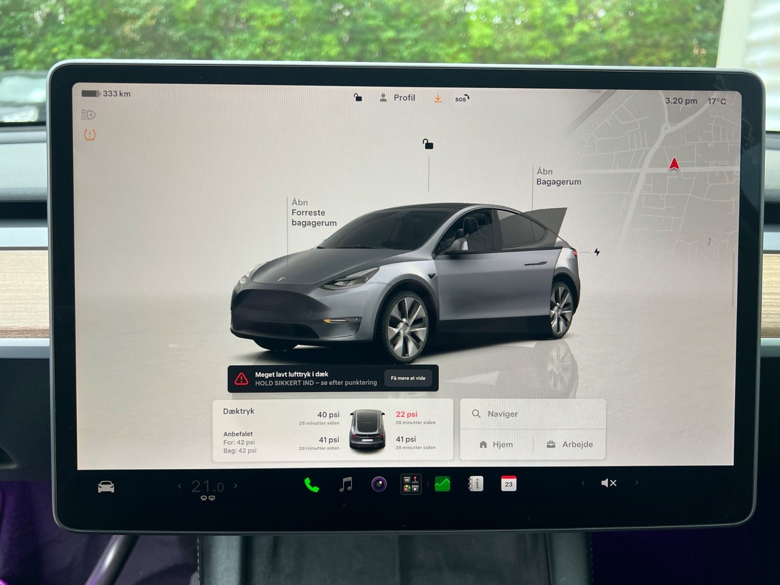 Tesla Model Y til salg hos Nabilli