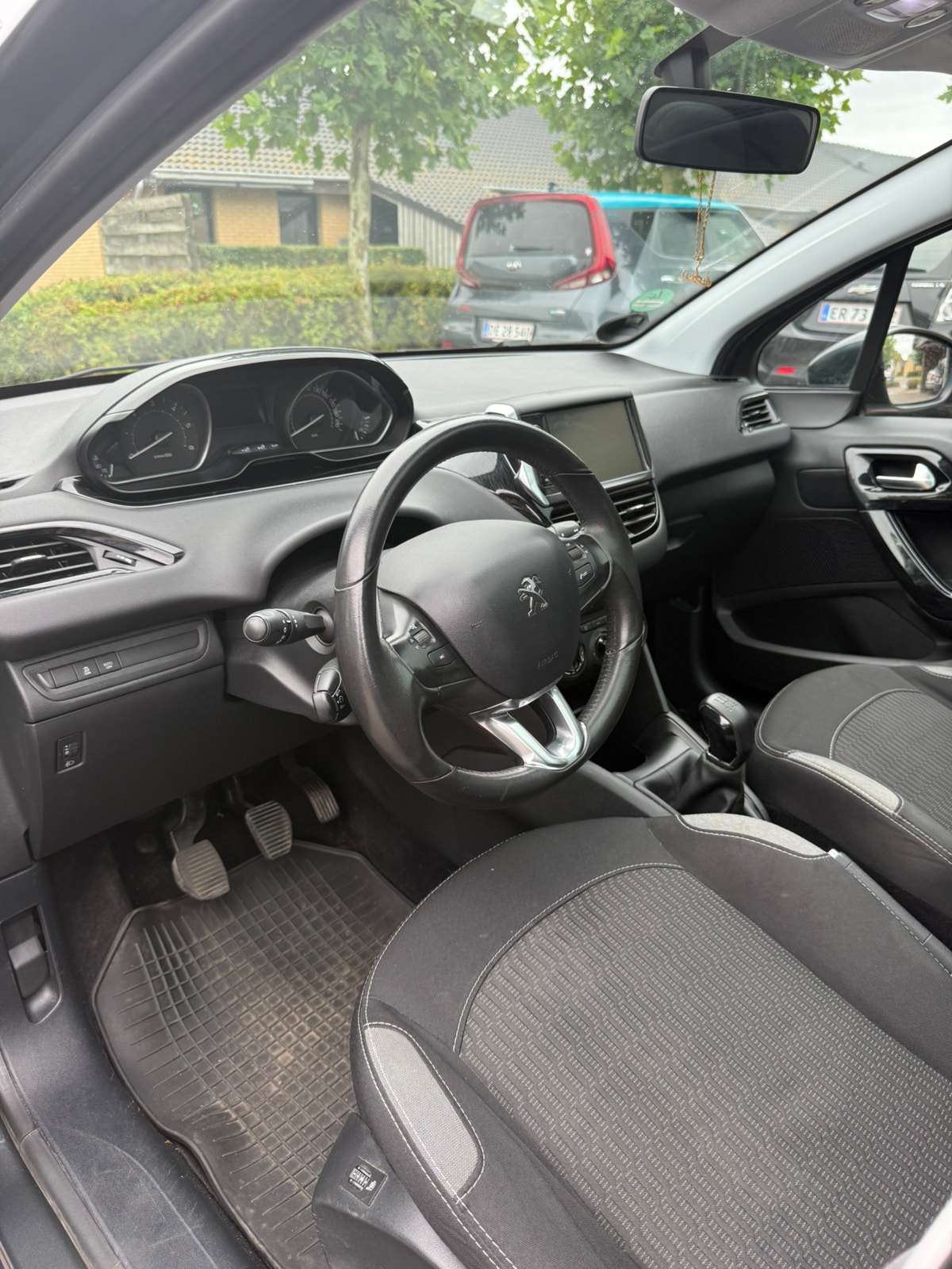 Peugeot 208 til salg hos Nabilli