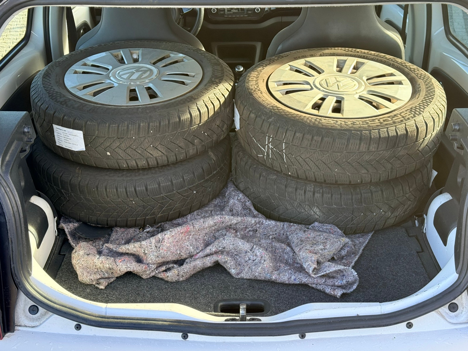 VW UP! til salg hos Nabilli