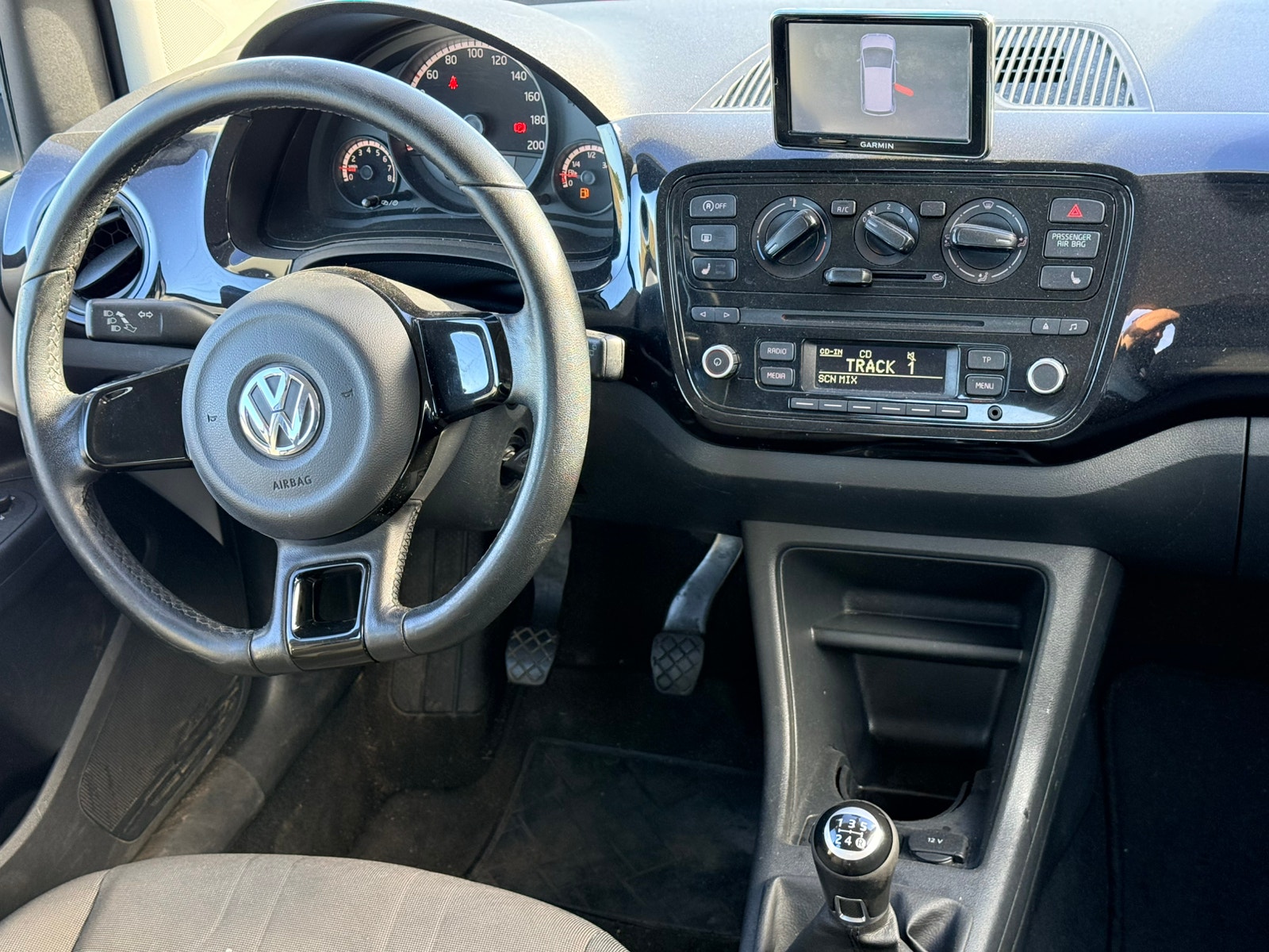 VW UP! til salg hos Nabilli