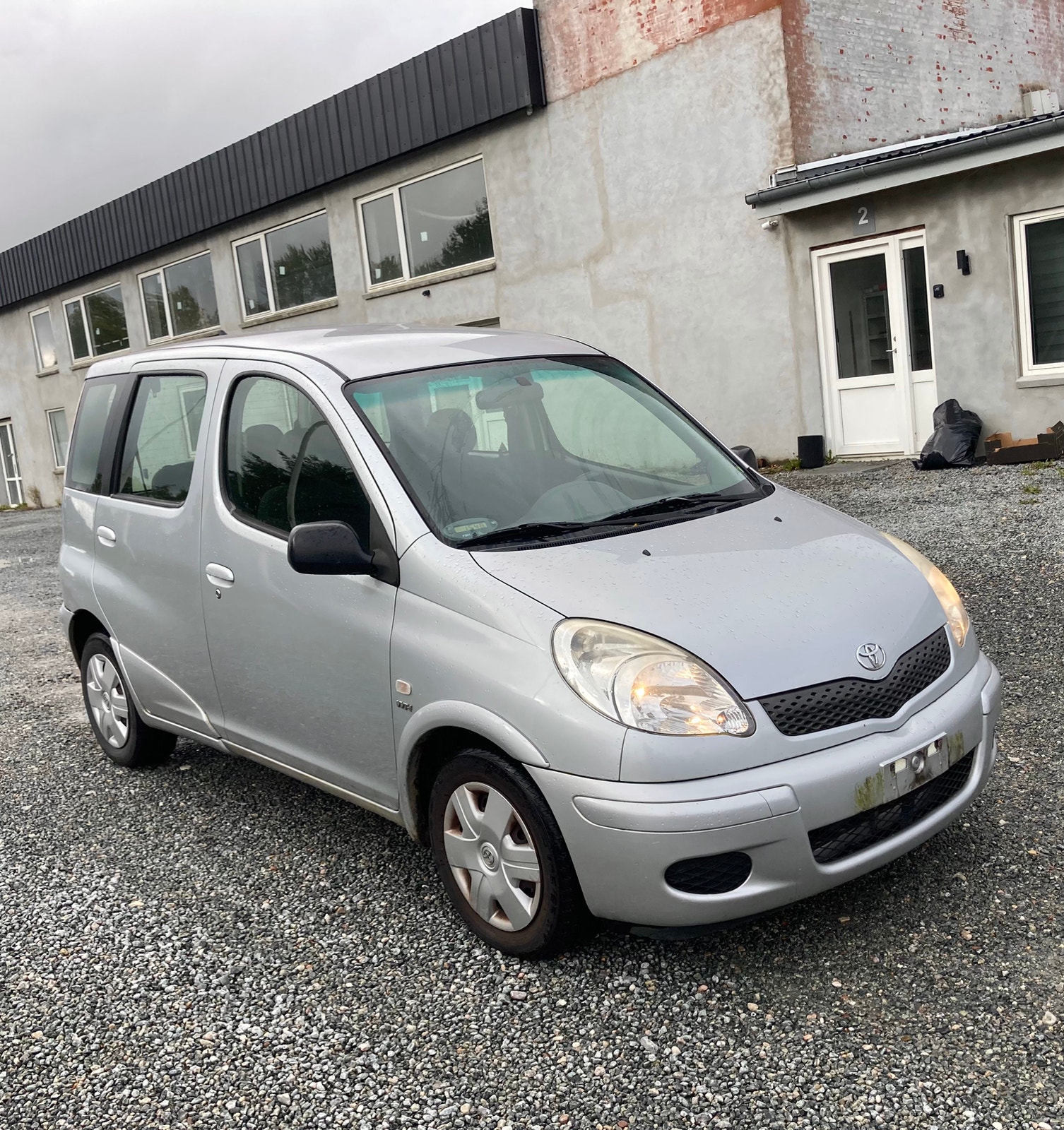 Toyota Yaris Verso til salg hos Nabilli