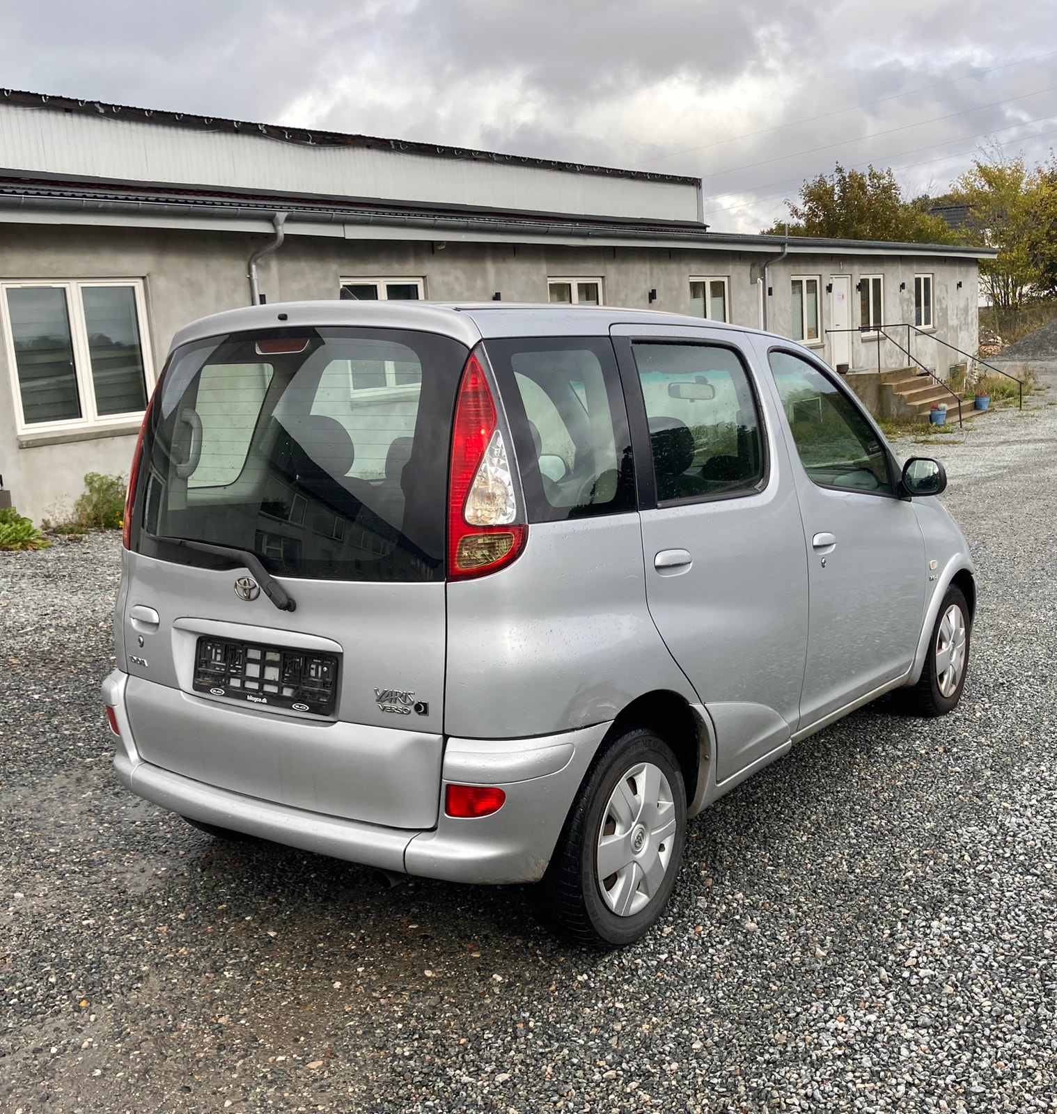 Toyota Yaris Verso til salg hos Nabilli