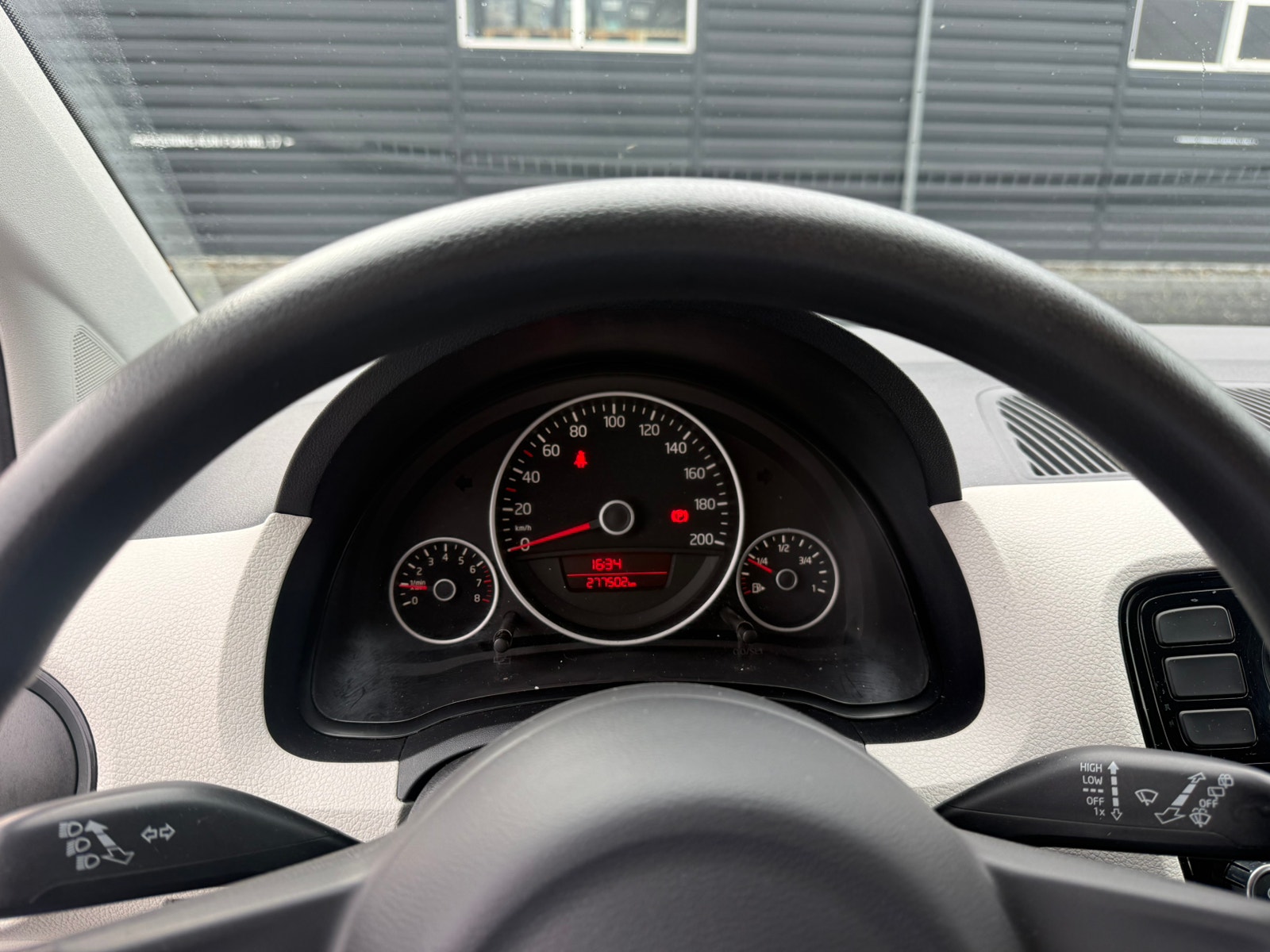VW UP! til salg hos Nabilli