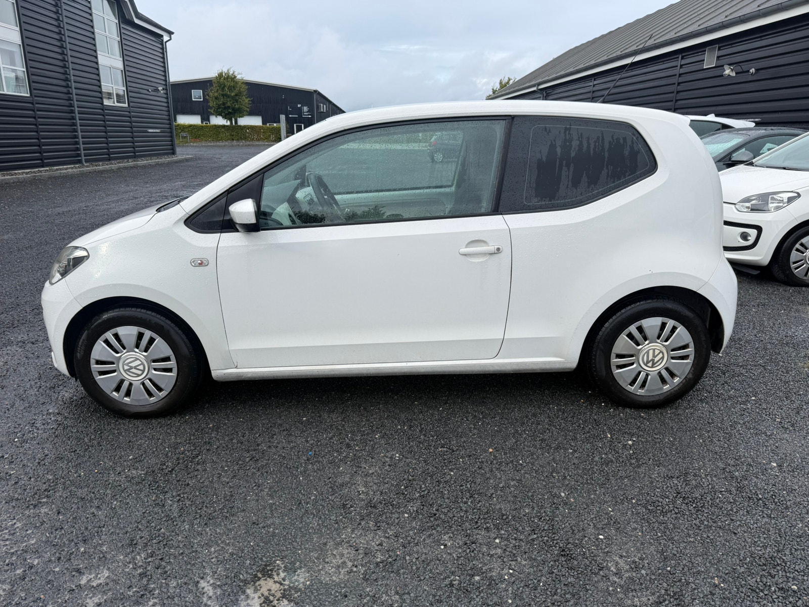 VW UP! til salg hos Nabilli