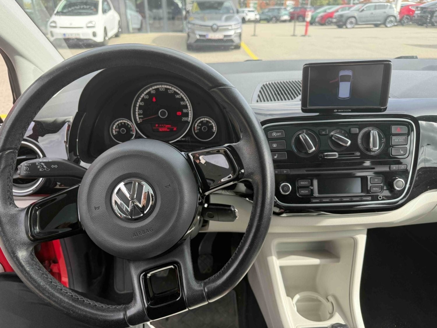 VW UP! til salg hos Nabilli