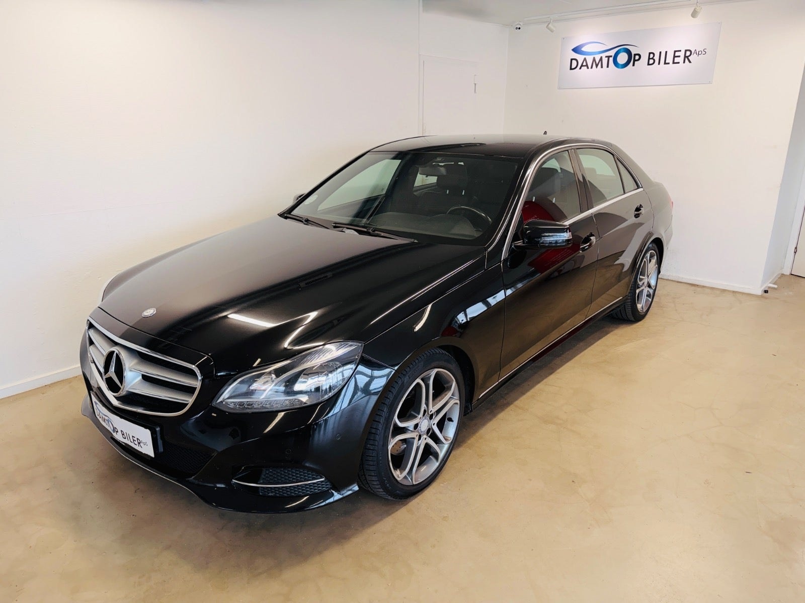 Mercedes E220 til salg hos Nabilli