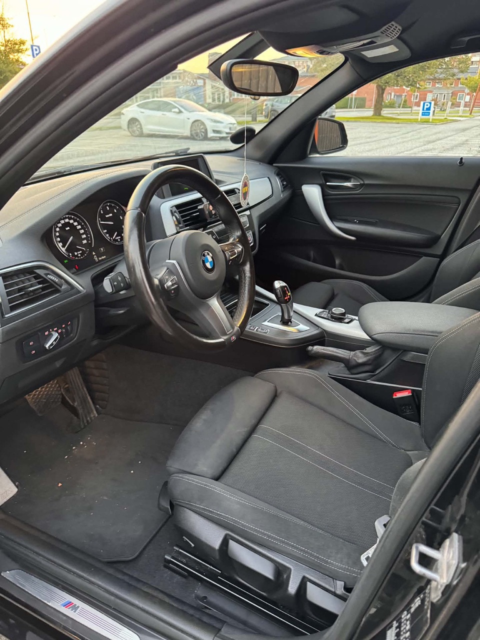 BMW 118d til salg hos Nabilli