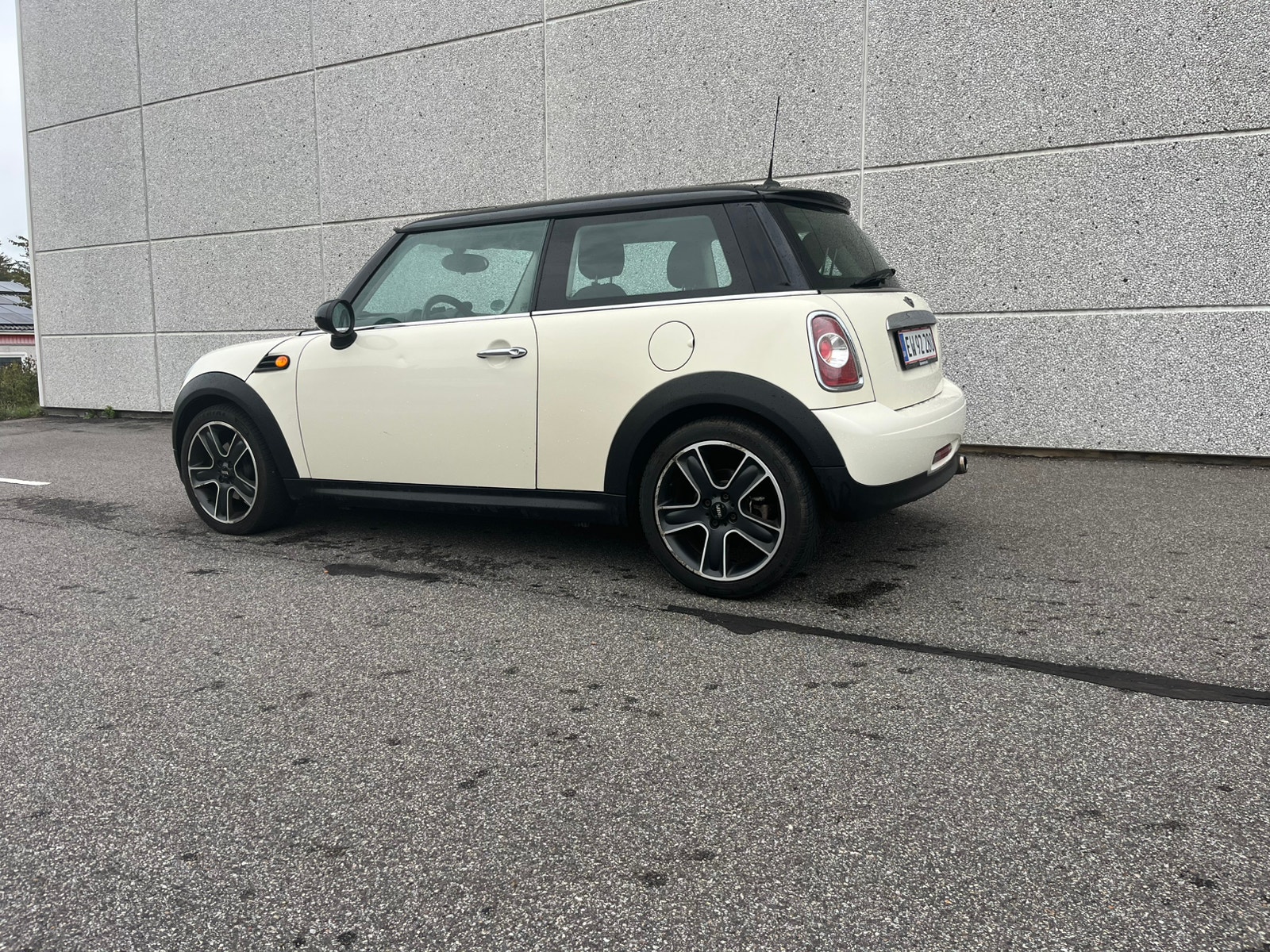 MINI Cooper til salg hos Nabilli